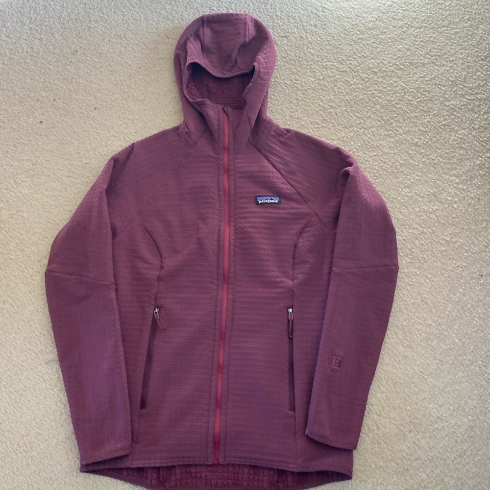 Patagonia Women’s R2 TechFace Night Hoody in Night Plum